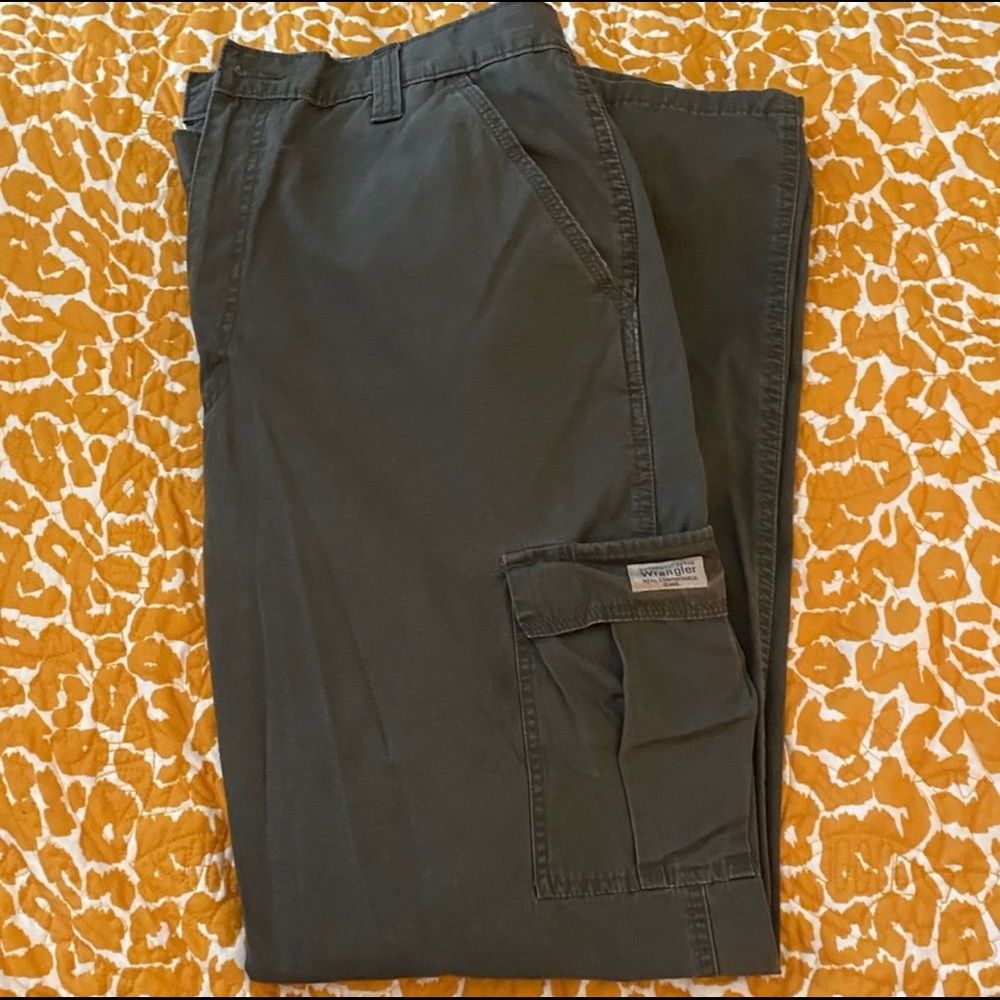 Men’s Pants Bundle for BILL.